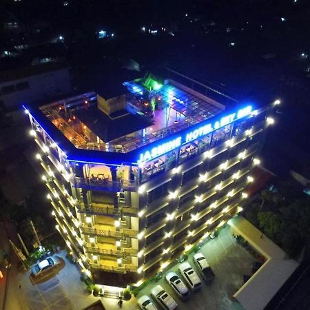 Jasmine Hotel& Sky Bar Battambang Exterior foto