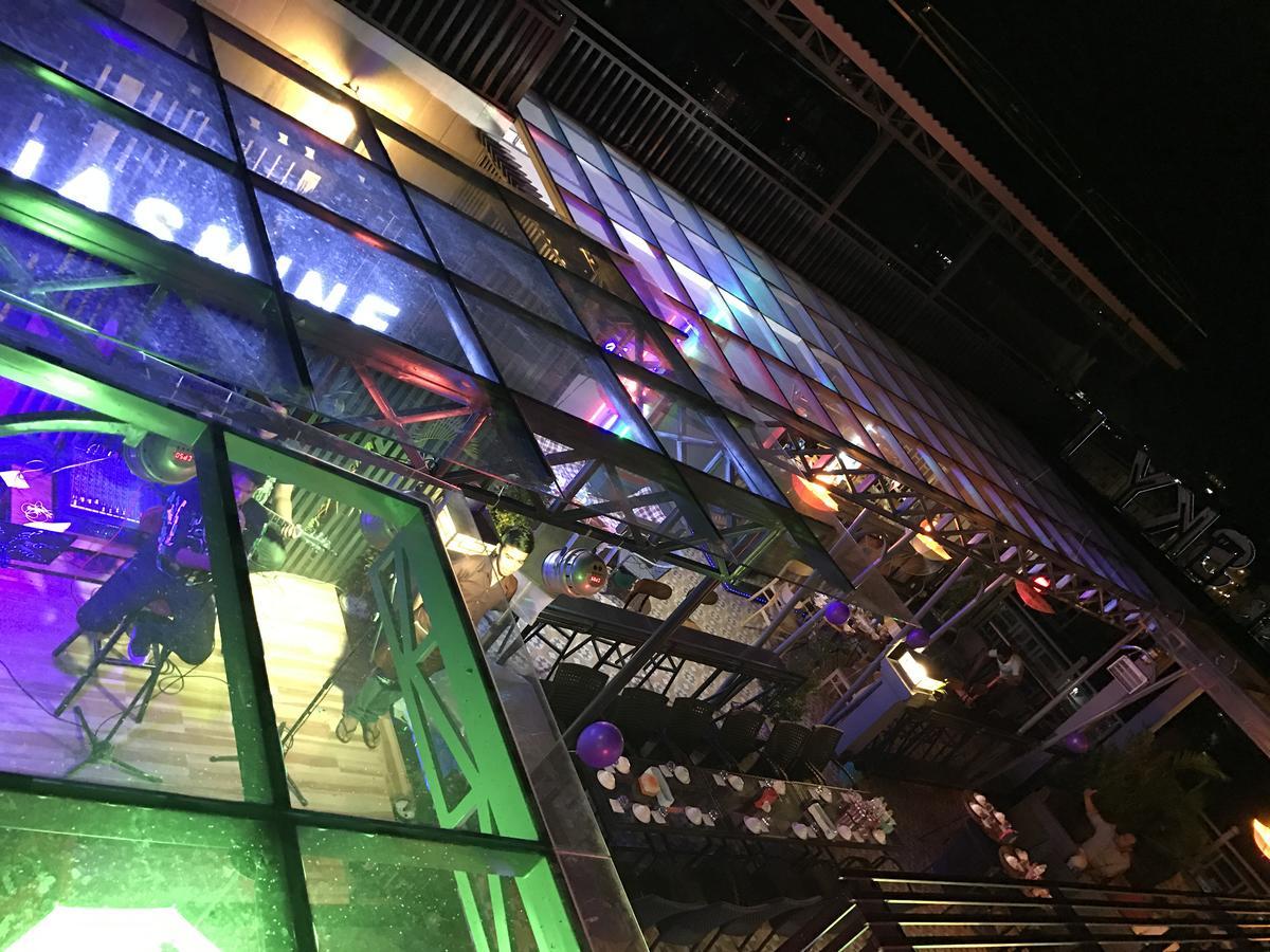 Jasmine Hotel& Sky Bar Battambang Exterior foto