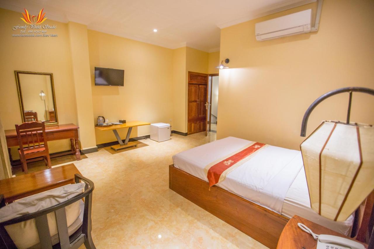 Jasmine Hotel& Sky Bar Battambang Exterior foto